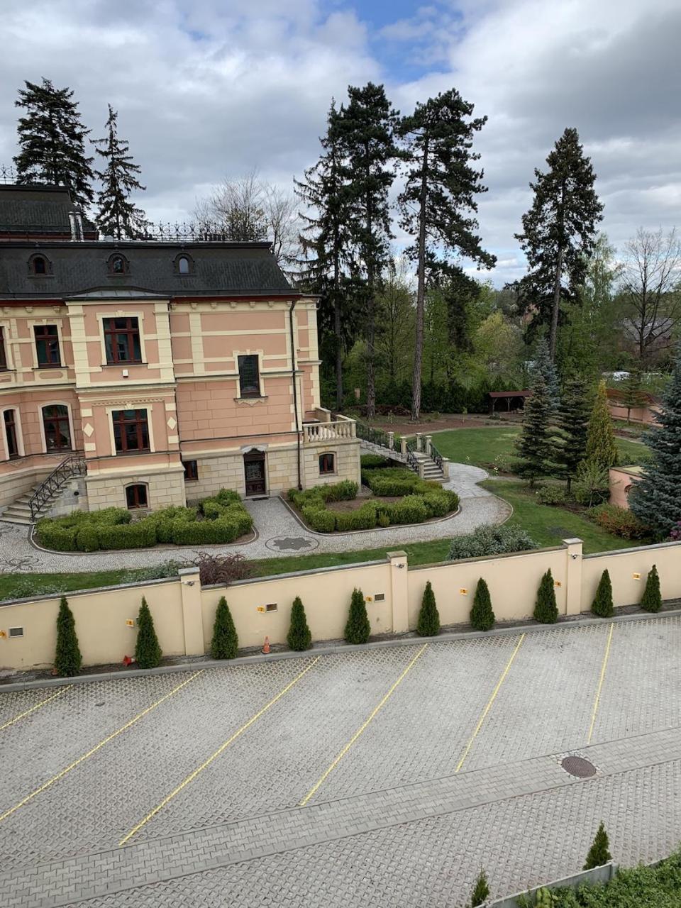 Apartamenty Astor - Ksiezycowy Szczawno-Zdroj Exteriör bild